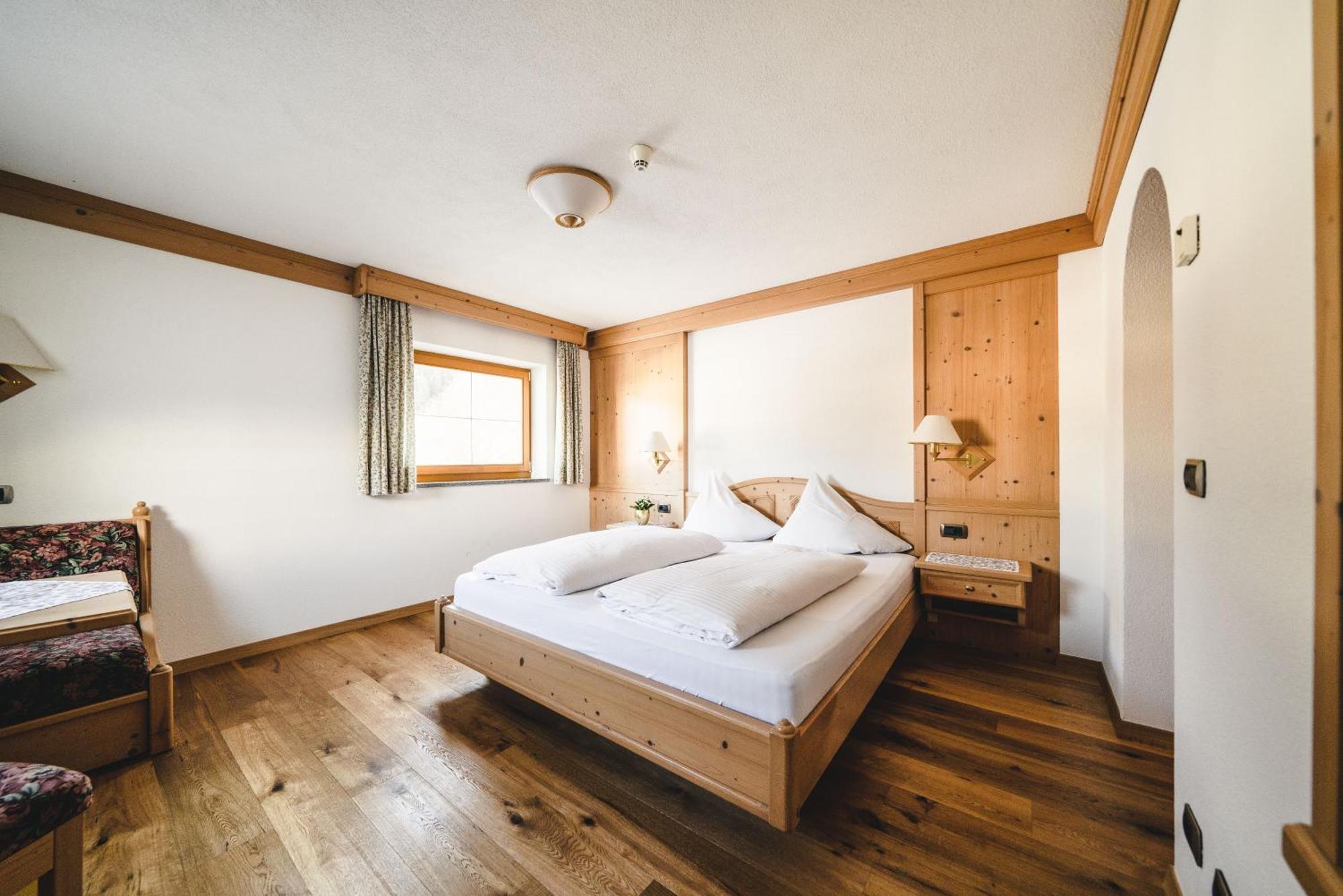 Hotel Christoph Olang Экстерьер фото